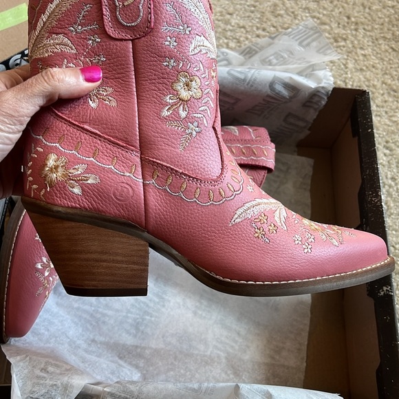 Dingo Primrose pink floral gold leather stitched western cowboy boots size 6 - Picture 3 of 7
